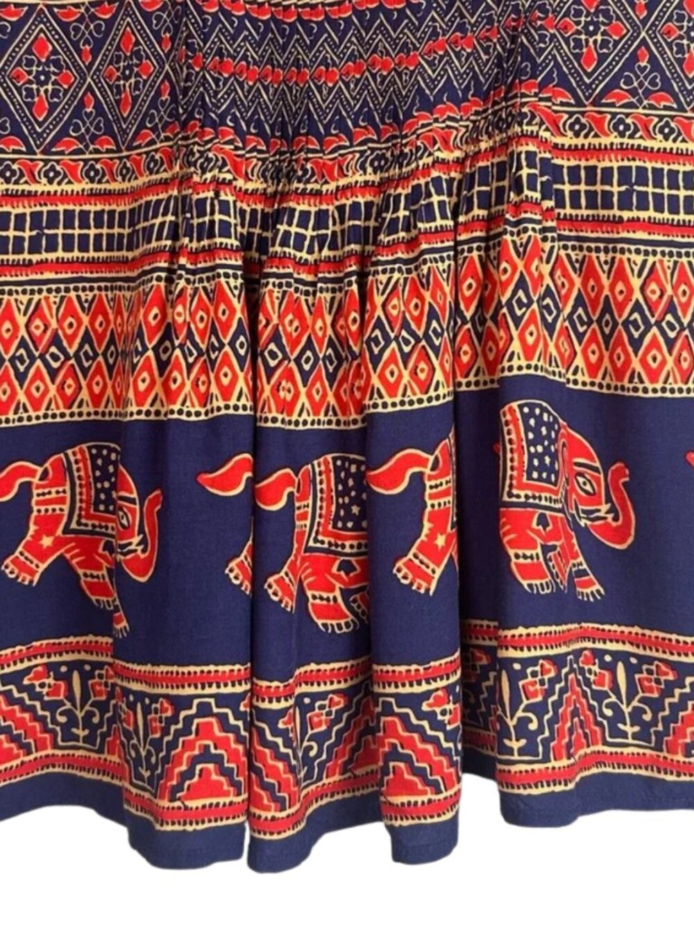 ANTHRO Vanessa Virginia Tribal Elephant Print Blouse Boho Split Neck Size 4 - Picture 8 of 10